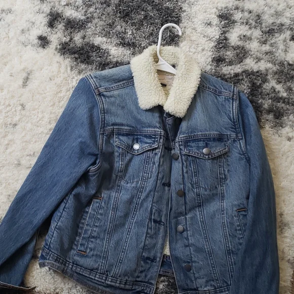 Jacket - Picture 3 of 3